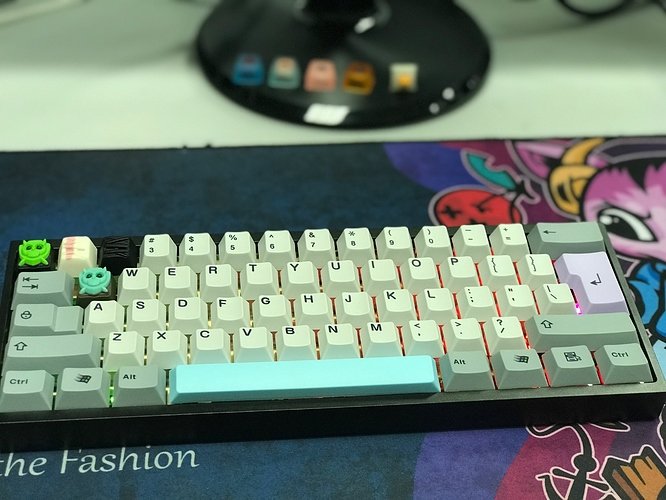 01BB1E95AA1F5CEC36214118E99FB4B9