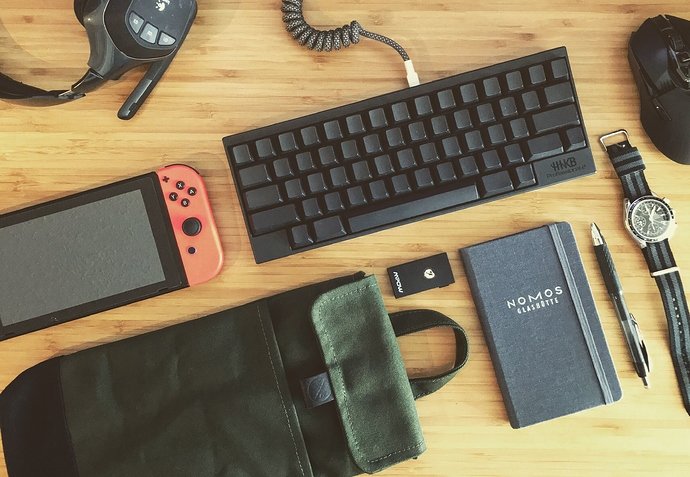 whats-on-your-desk-hhkb-olive-black-60-percent-modern-coup-cases-mechanical-keyboard-sleeve