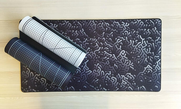 zuvier-deskmat