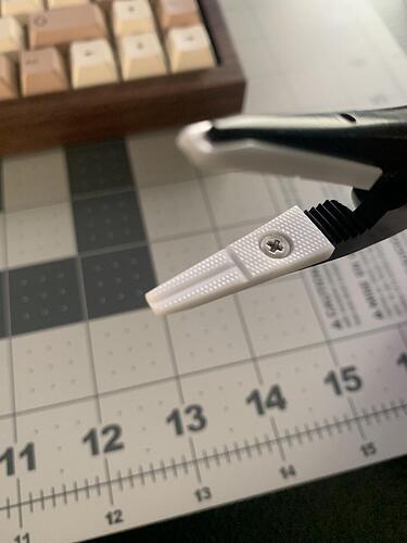 stab_pliers-2