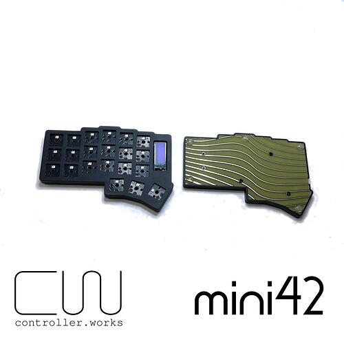 mini42 front back black