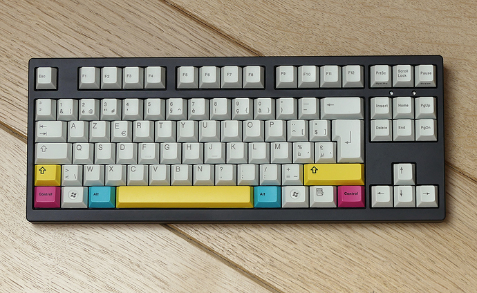 TKL_CMY_02