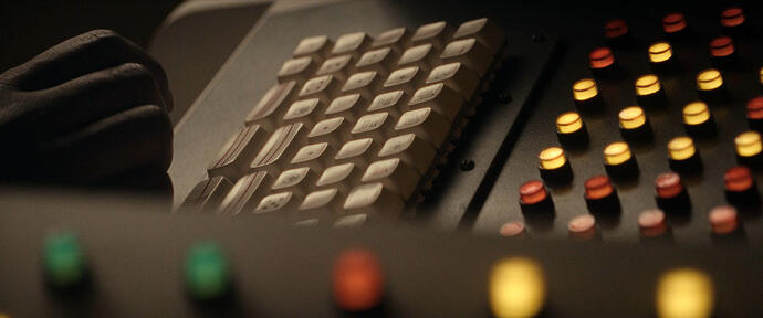 movie_spots_005_alien_earth_01