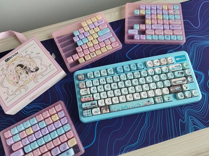 kiiboom-meow-caps