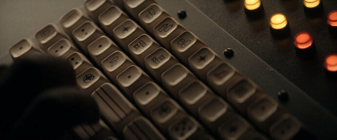 movie_spots_005_alien_earth_02