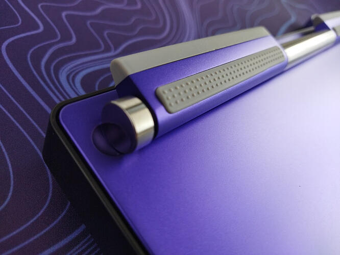 dry-studio-battleye-feet