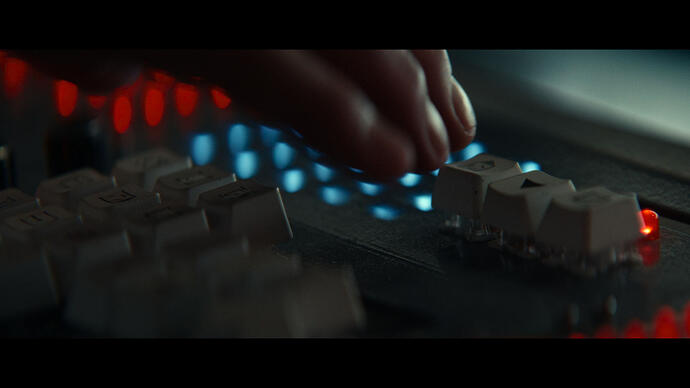 movie_spots_008_alien_earth_03