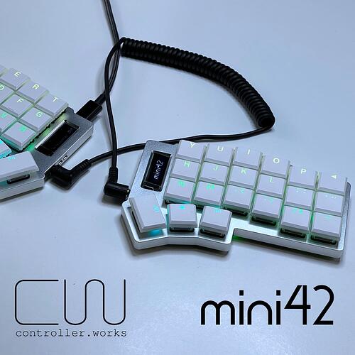 mini42SquareFront