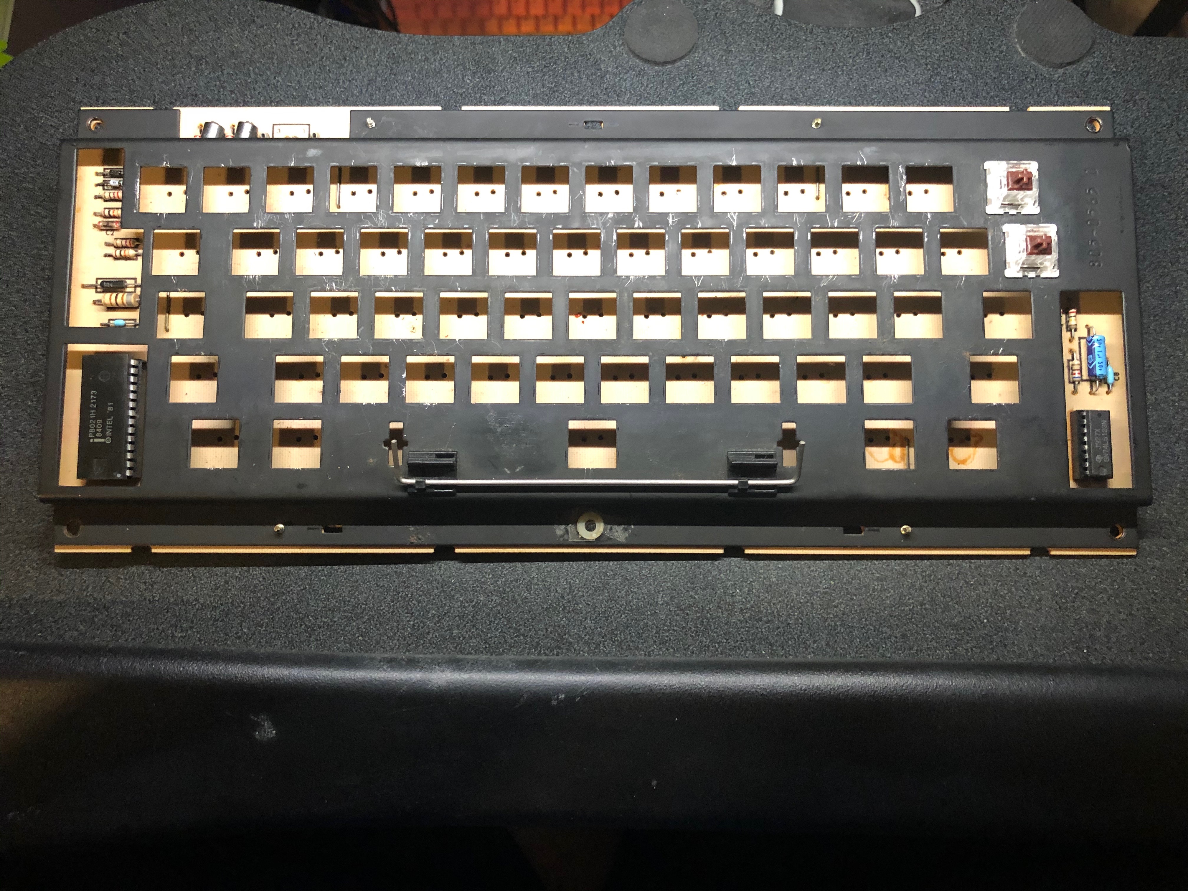 Experiments with the Apple M0110 keyboard - Vintage Experiments with the Apple M0110 keyboard - Vintage