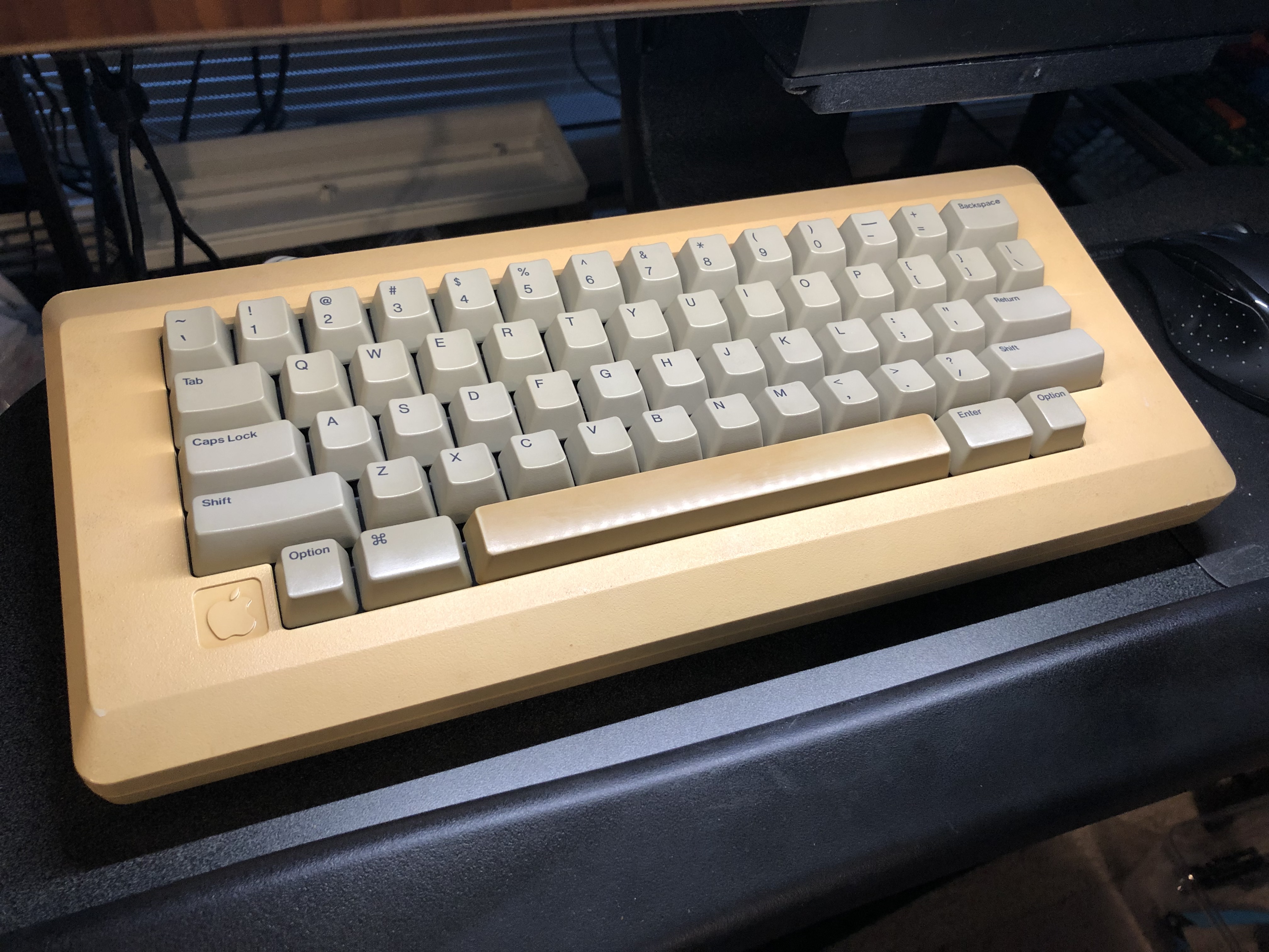 Experiments with the Apple M0110 keyboard - Vintage keyboards