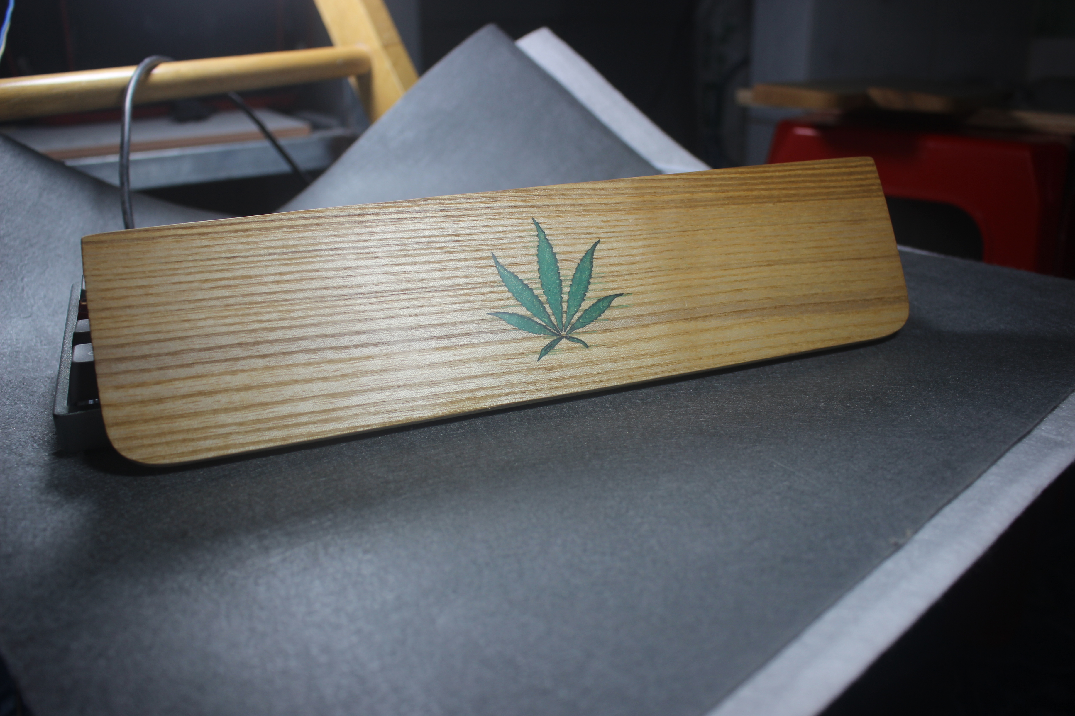 [GB] Wooden Wrist Rest Group buys and preorders KeebTalk