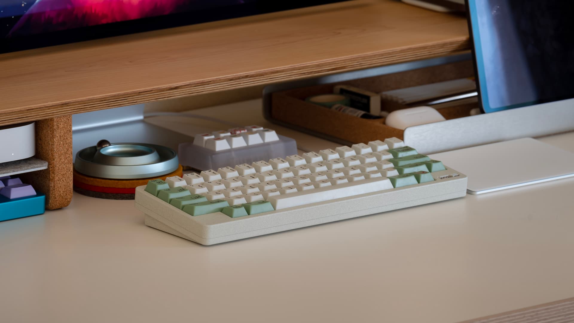 Cleanest way to route a keyboard cable on your desk? - Learning and ...