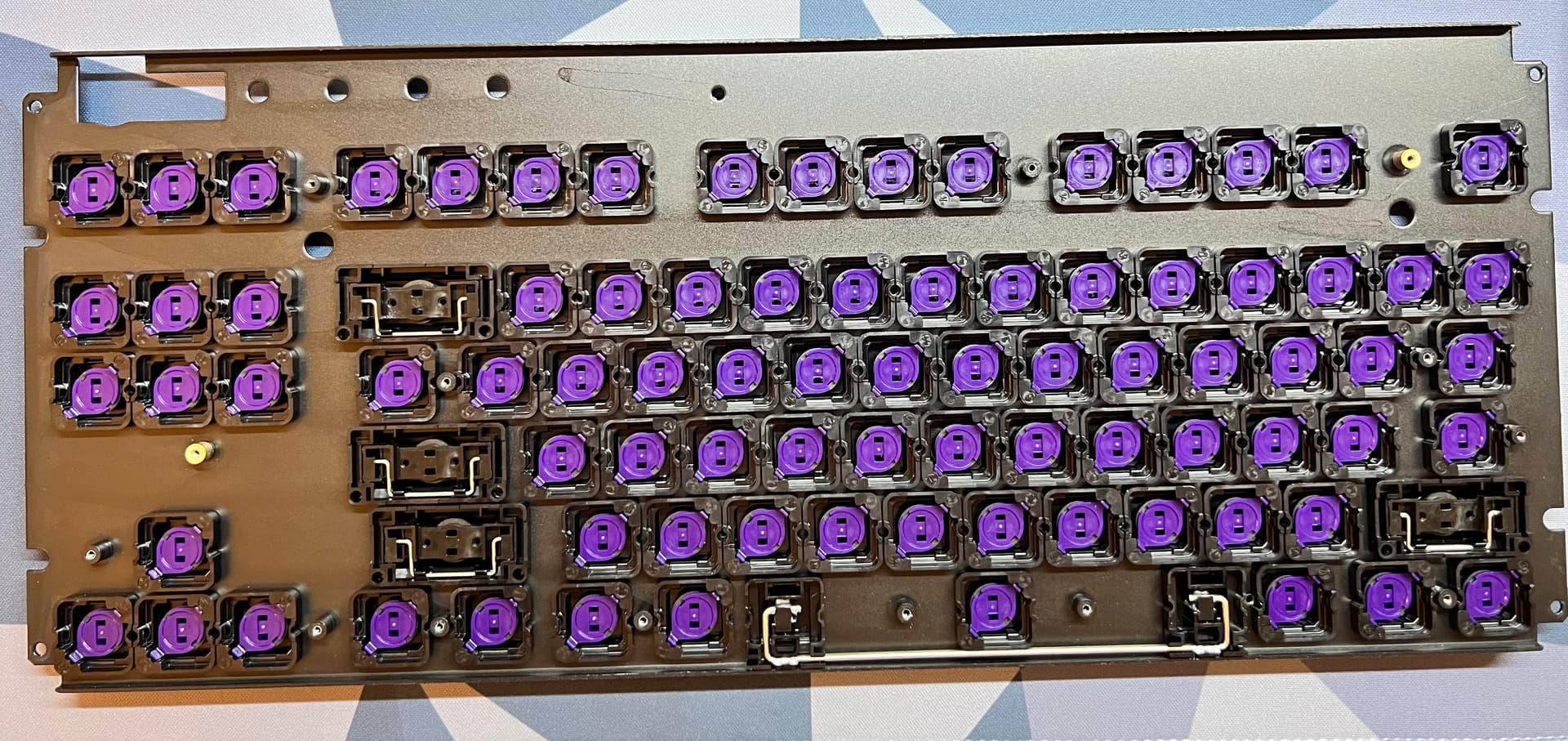 Realforce R3 Bluetooth (R3HC31/R3HD21) Disassembly - Learning and 