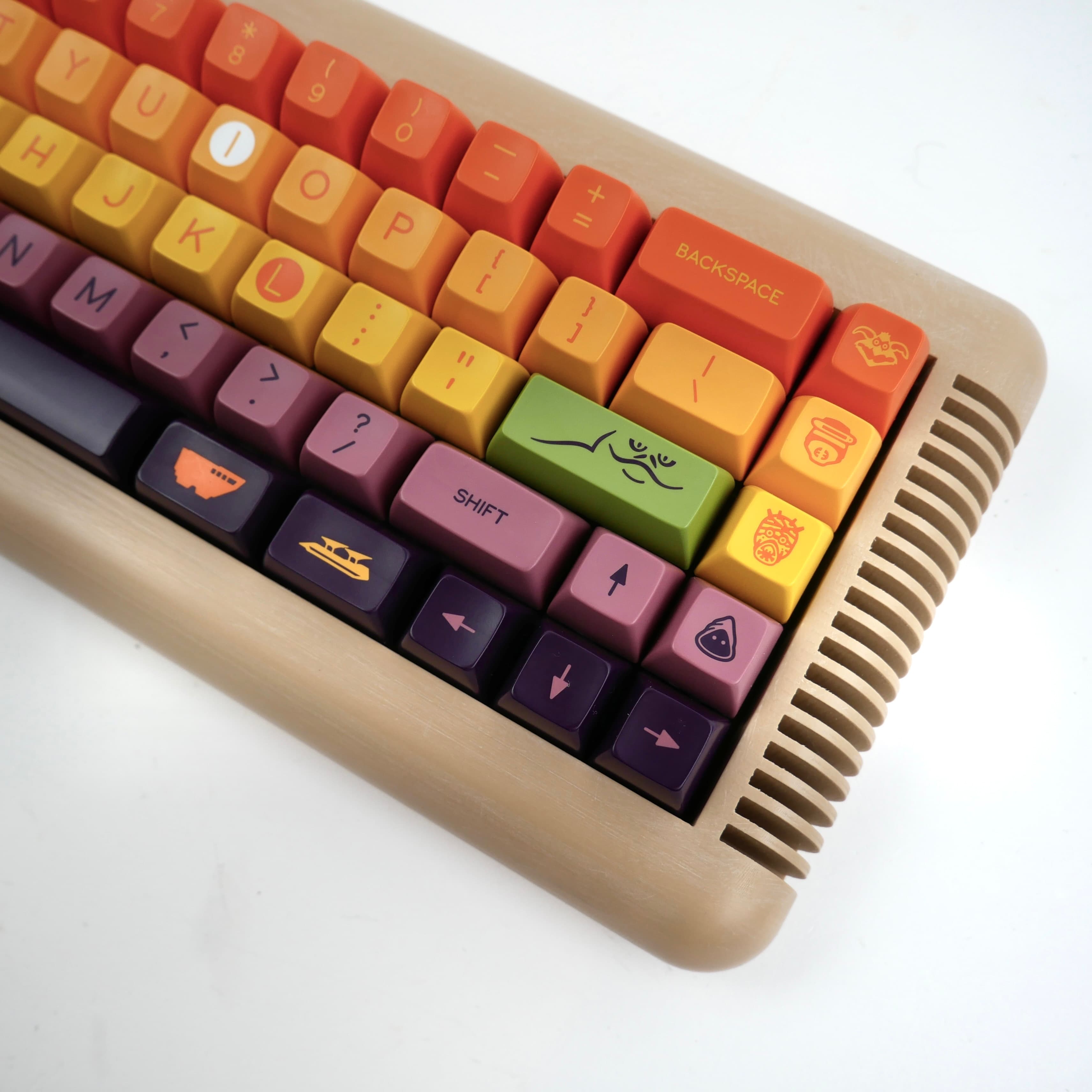 高感度ショップで2023年売れたブランド find me Help a MightyJabba by #9 - Tatooine SA for keyboard ブリーデン